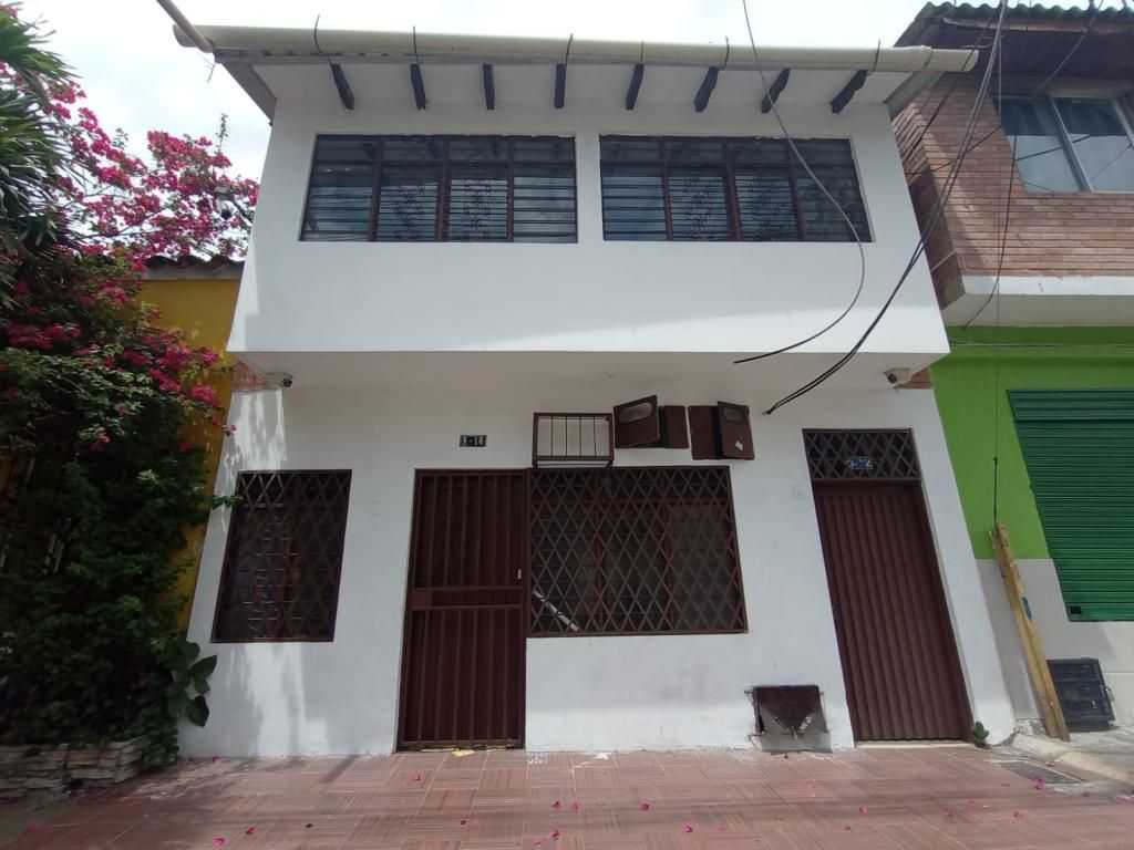 Casa en venta Valle Del Cauca Cali Alameda 290 m2 Habitaciones 7 Baños 4 Garajes 0 Precio $460000000
