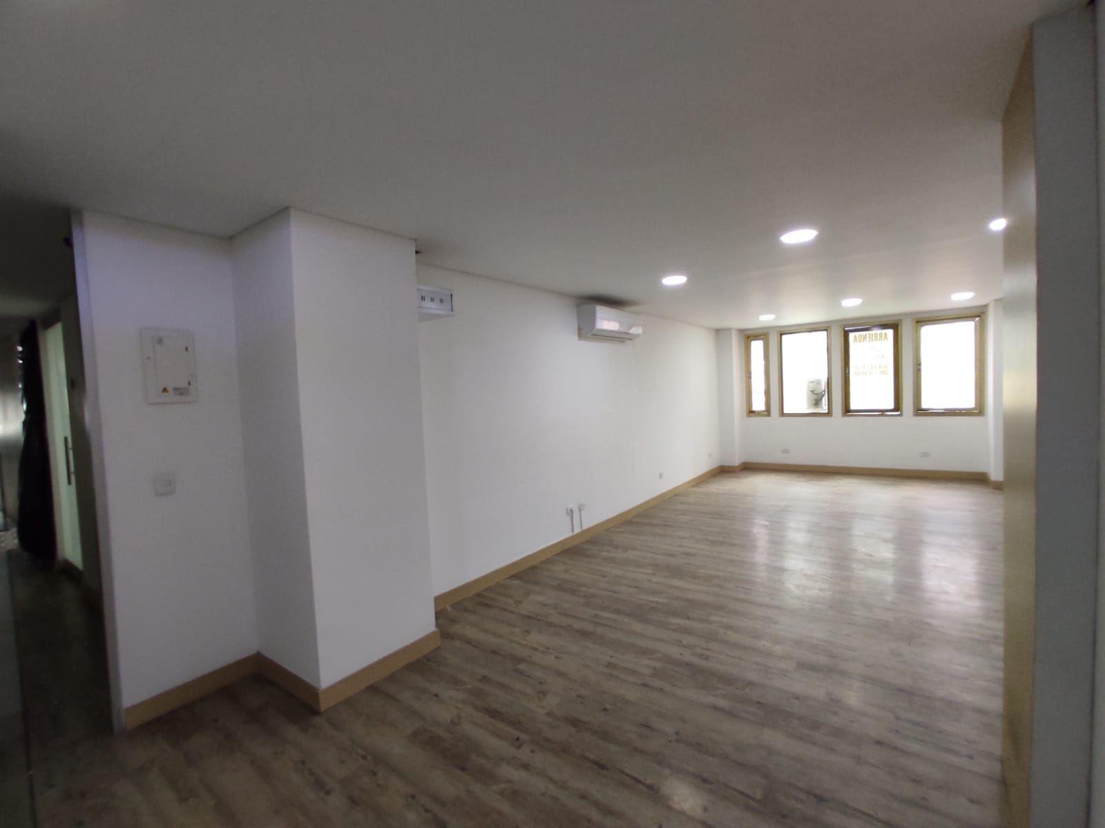 Oficina en arriendo Antioquia Medellín La Candelaria 40 m2 Habitaciones 0 Baños 1 Garajes 0 Precio $1500000