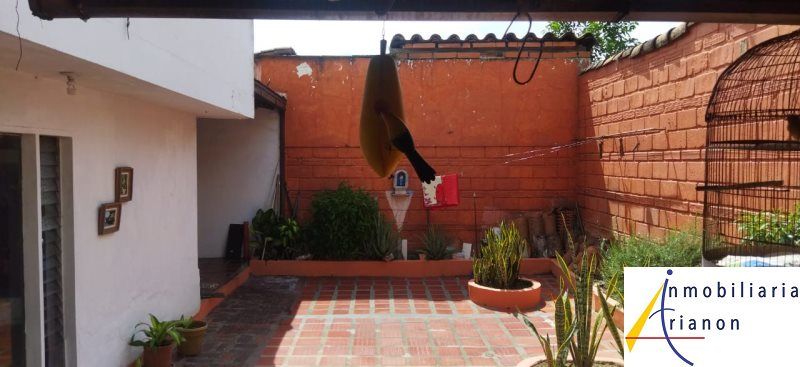 Casa en venta Antioquia Medellín La America 225 m2 Habitaciones 5 Baños 4 Garajes 0 Precio $1120000000