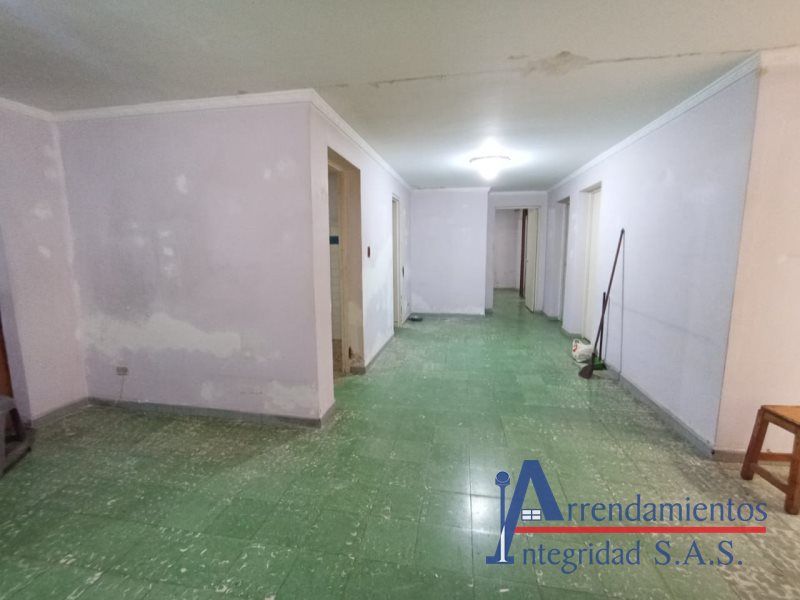 Casa en arriendo Antioquia Medellín Altavista 200 m2 Habitaciones 3 Baños 3 Garajes 1 Precio $4000000