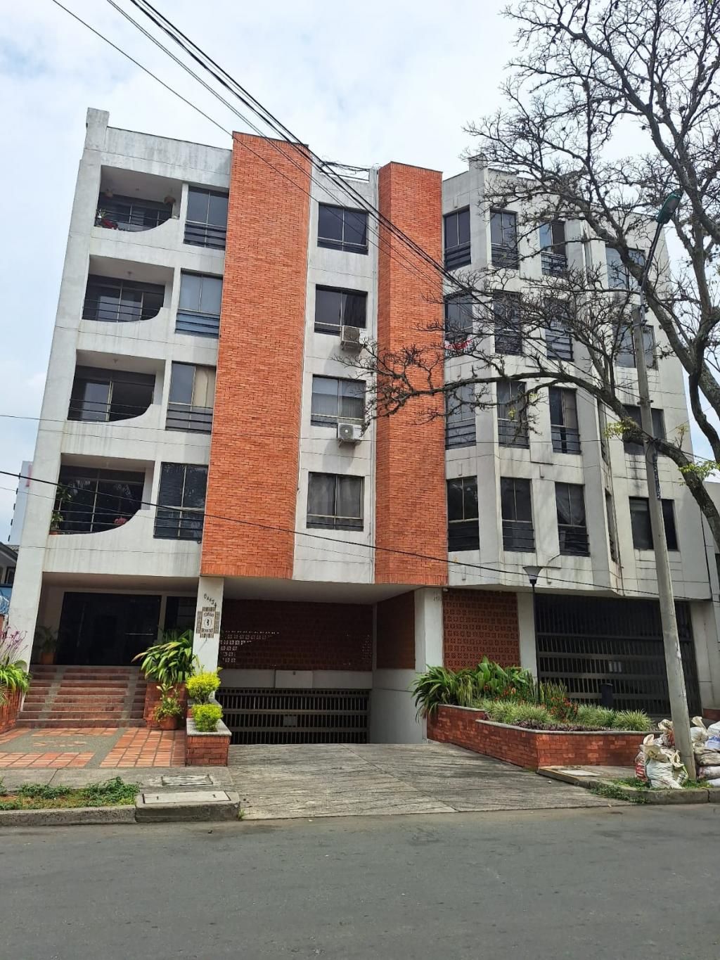 Apartaestudio en arriendo Valle Del Cauca Cali Santa Mónica 41 m2 Habitaciones 1 Baños 1 Garajes 1 Precio $2700000