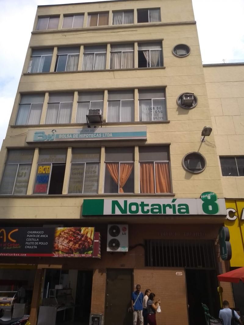 Oficina en arriendo Valle Del Cauca Cali San Pedro 32 m2 Habitaciones 0 Baños 0 Garajes 1 Precio $450000