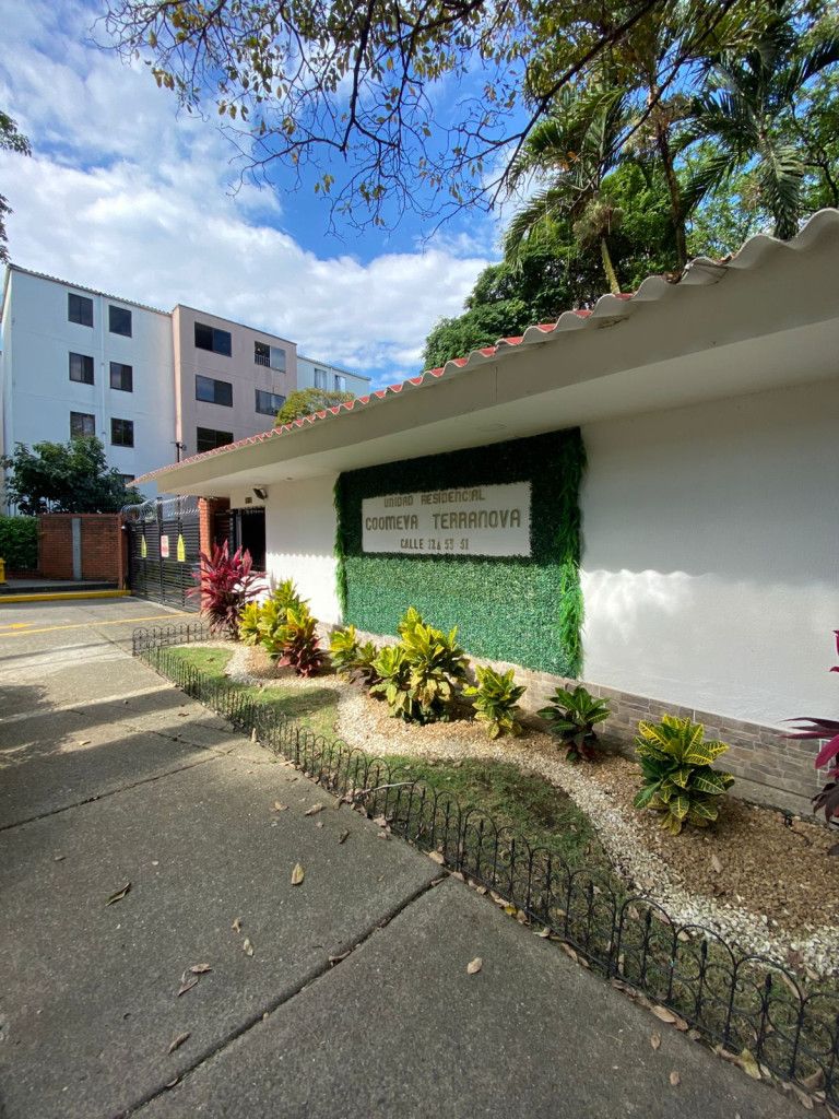 Apartamento en venta Valle Del Cauca Cali Santa Anita - La Selva 65 m2 Habitaciones 3 Baños 2 Garajes 1 Precio $250000000