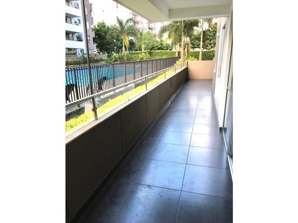 Apartamento en venta Valle Del Cauca Cali San Pedro 121 m2 Habitaciones 3 Baños 3 Garajes 2 Precio $530000000