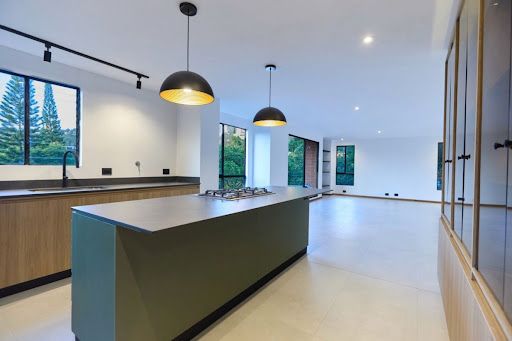 Apartamento en arriendo Antioquia Medellín Los Balsos No2 175 m2 Habitaciones 3 Baños 4 Garajes 2 Precio $9000000