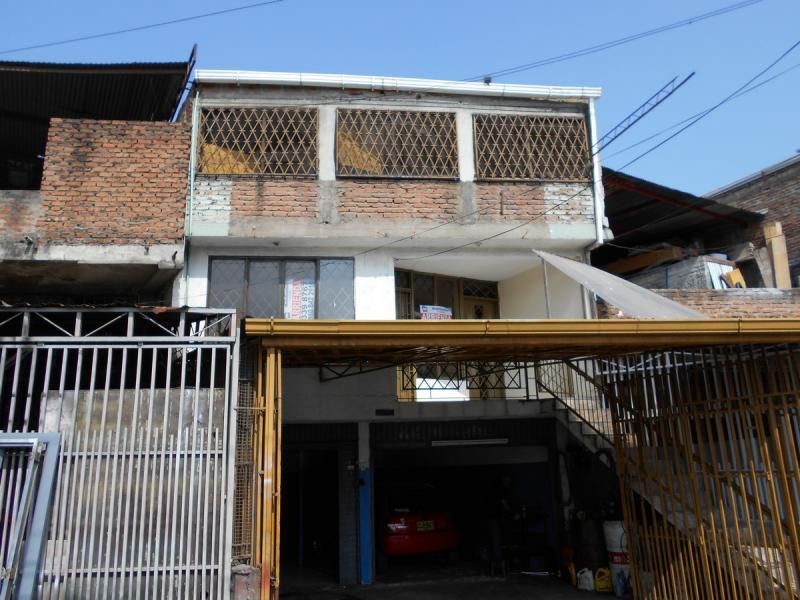 Casa en venta Valle Del Cauca Cali Urbanización La Base planta Y Talleres 250 m2 Habitaciones 5 Baños 6 Garajes 1 Precio $400000000