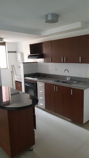 Apartamento en venta Antioquia Envigado Jardines 86 m2 Habitaciones 3 Baños 2 Garajes 1 Precio $650000000