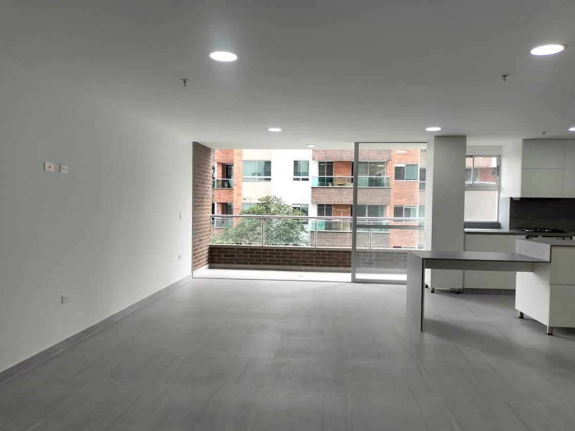 Apartamento en arriendo o venta Antioquia Medellín La Inmaculada 163 m2 Habitaciones 3 Baños 6 Garajes 3 Precio venta $1320000000 Precio arriendo $8150000