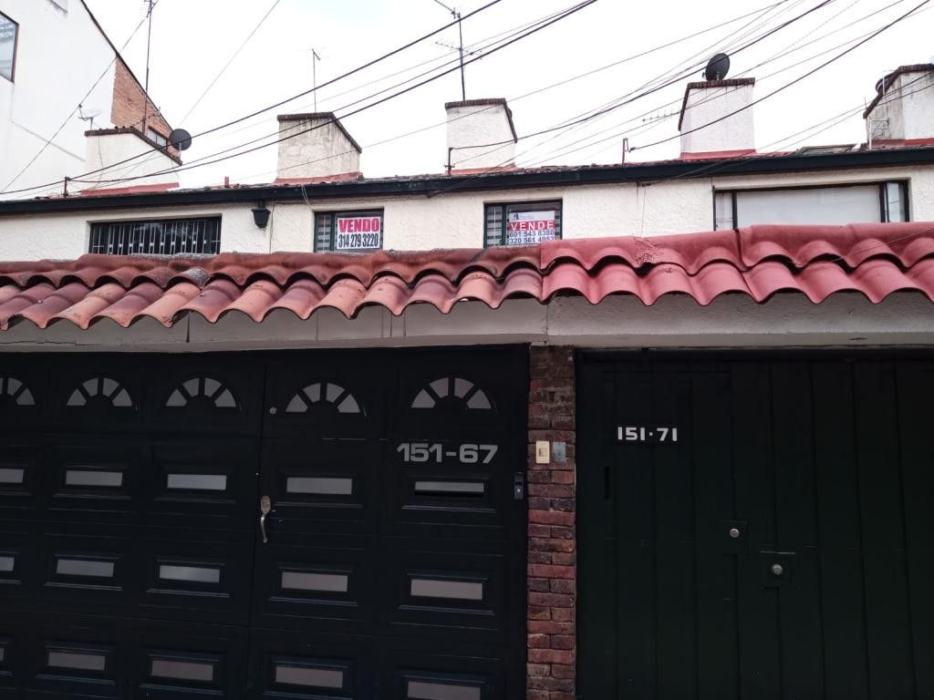 Casa en venta Cundinamarca Bogotá Cedro Salazar 209 m2 Habitaciones 4 Baños 6 Garajes 3 Precio $800000000