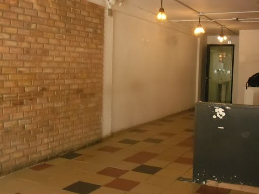 Local en arriendo Cundinamarca Bogotá Chapinero Central 102 m2 Habitaciones 0 Baños 2 Garajes 0 Precio $5000000