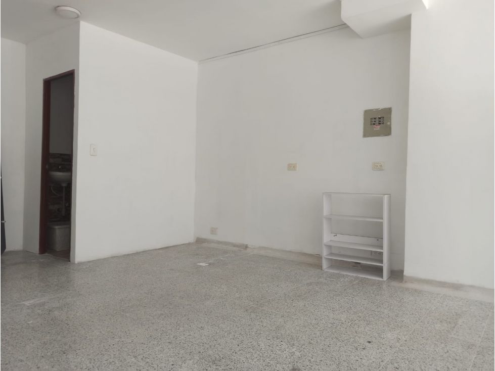 Local en arriendo Caldas Manizales Cervantes 24 m2 Habitaciones 0 Baños 1 Garajes 0 Precio $1200000