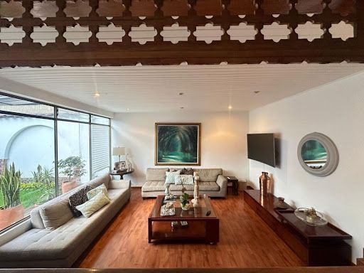 Casa en arriendo Cundinamarca Bogotá Santa Barbara Occidental 290 m2 Habitaciones 4 Baños 4 Garajes 4 Precio $25000000