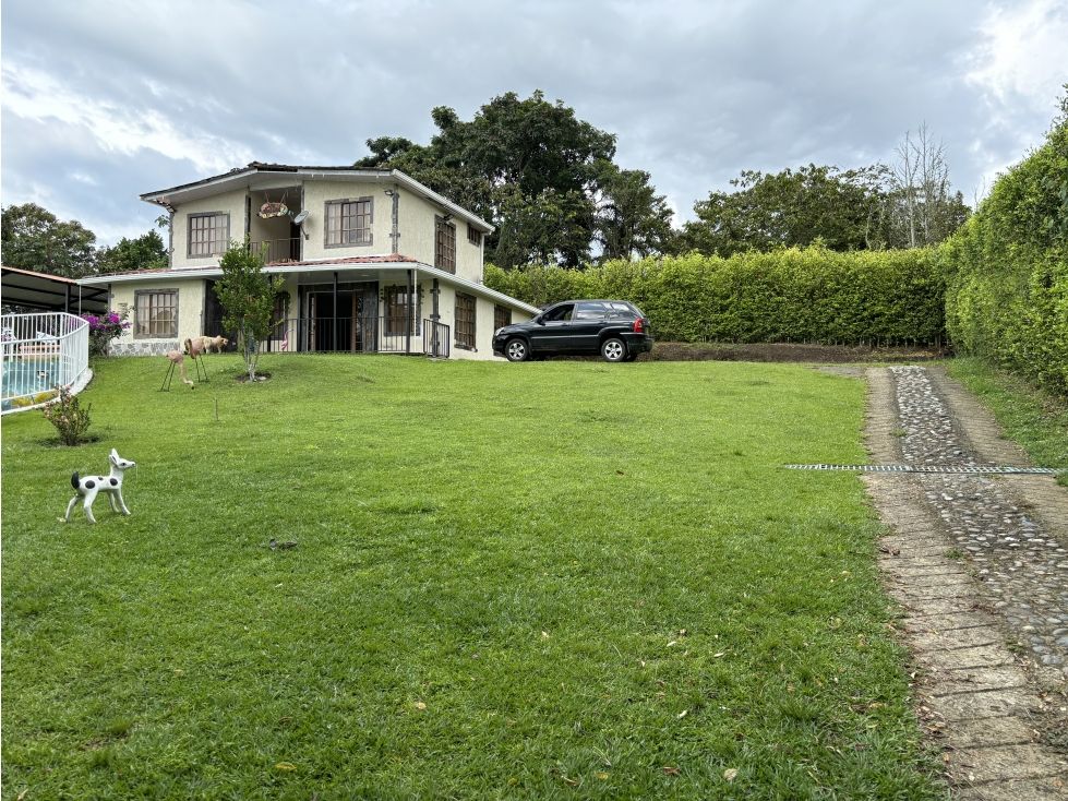 Casa Campestre en arriendo Quindío Circasia Circasia 115 m2 Habitaciones 4 Baños 4 Garajes 6 Precio $2800000