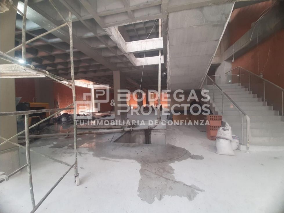 Bodega en arriendo Antioquia Medellín Perpetuo Socorro 1606 m2 Habitaciones 0 Baños 21 Garajes 2 Precio $110000000