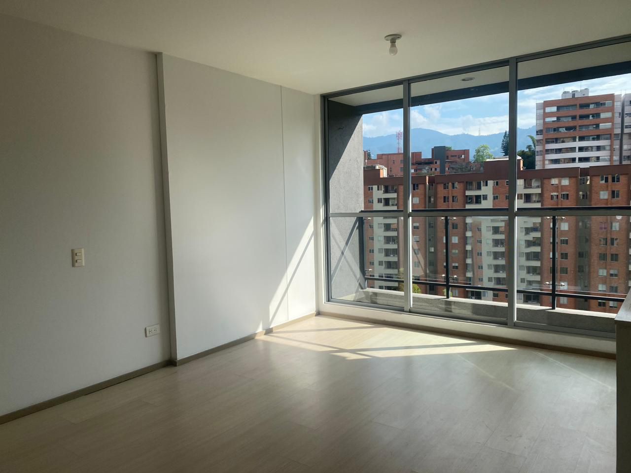 Apartamento en arriendo Antioquia Envigado Loma Del Atravesado 68 m2 Habitaciones 2 Baños 2 Garajes 3 Precio $3650000