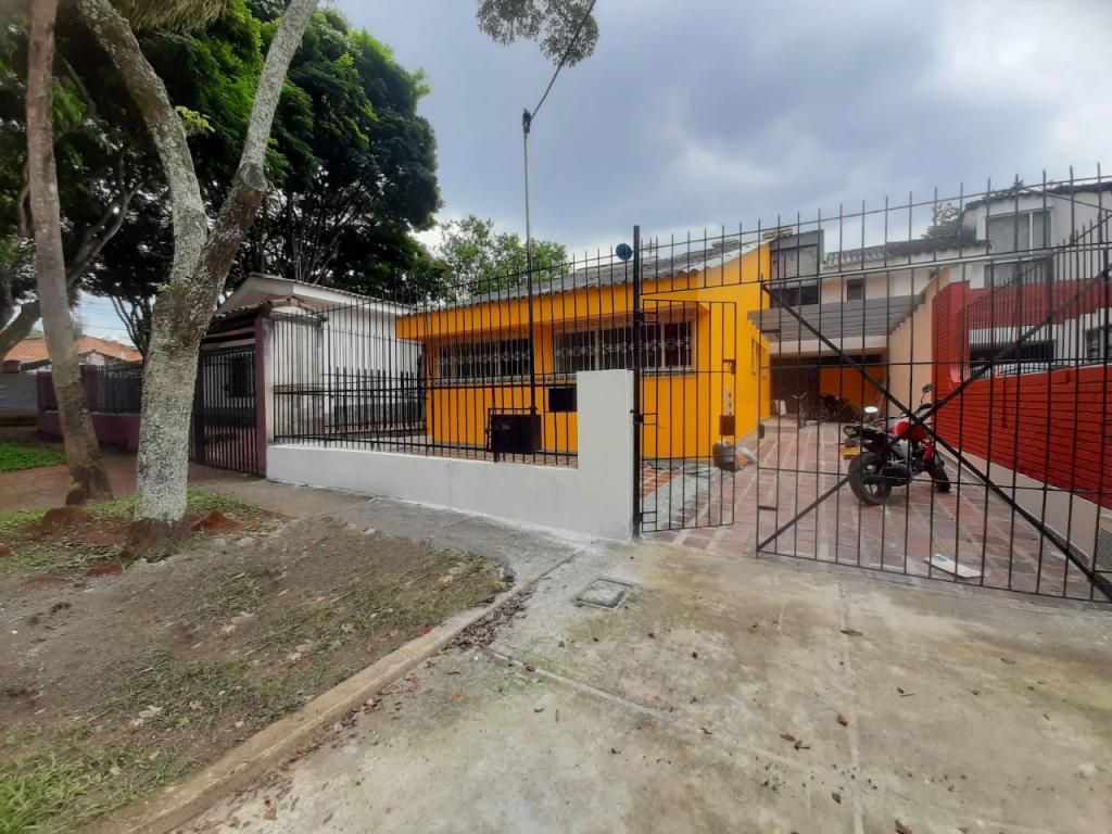 Apartaestudio en arriendo Valle Del Cauca Cali Cuarto De Legua - Guadalupe 20 m2 Habitaciones 1 Baños 1 Garajes 1 Precio $900000