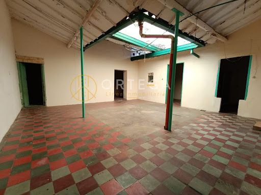 Casa en arriendo Santander Bucaramanga Girardot 300 m2 Habitaciones 7 Baños 2 Garajes 2 Precio $3500000