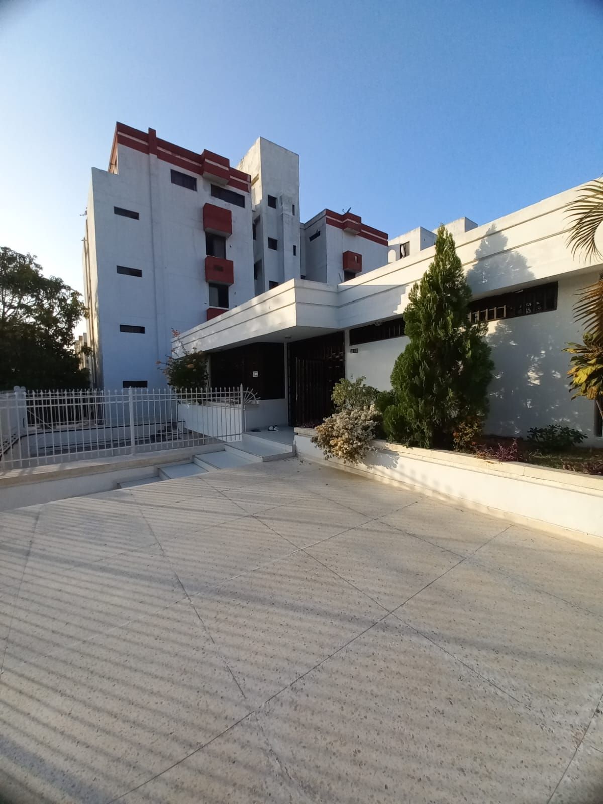 Casa en venta Atlántico Barranquilla Villa Santos 184 m2 Habitaciones 5 Baños 4 Garajes 4 Precio $1200000000