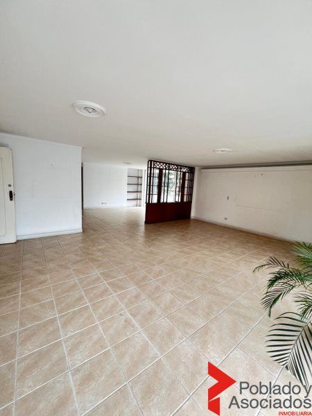 Apartamento en venta Antioquia Medellín Villanueva 206 m2 Habitaciones 4 Baños 4 Garajes 1 Precio $800000000
