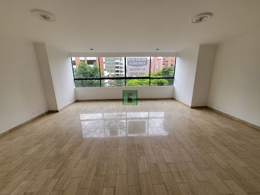 Apartamento en arriendo Antioquia Medellín La Florida 135 m2 Habitaciones 3 Baños 2 Garajes 2 Precio $5500000