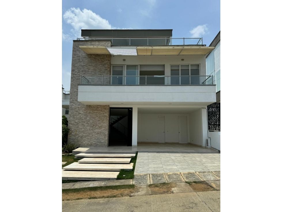 Casa Campestre en venta Valle Del Cauca Cali Cali 387 m2 Habitaciones 6 Baños 8 Garajes 6 Precio $2400000000