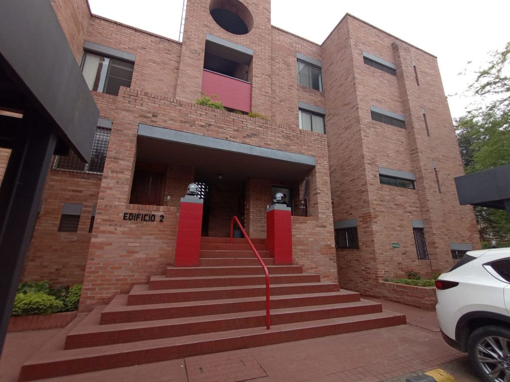 Apartamento en venta Valle Del Cauca Cali El Ingenio 98 m2 Habitaciones 3 Baños 3 Garajes 2 Precio $500000000