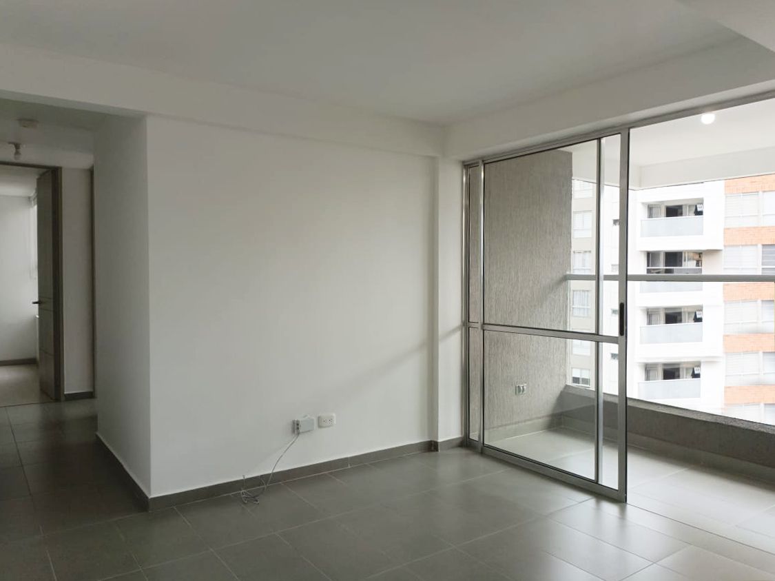 Apartamento en arriendo Antioquia Medellín Altavista 78 m2 Habitaciones 3 Baños 2 Garajes 2 Precio $2850000