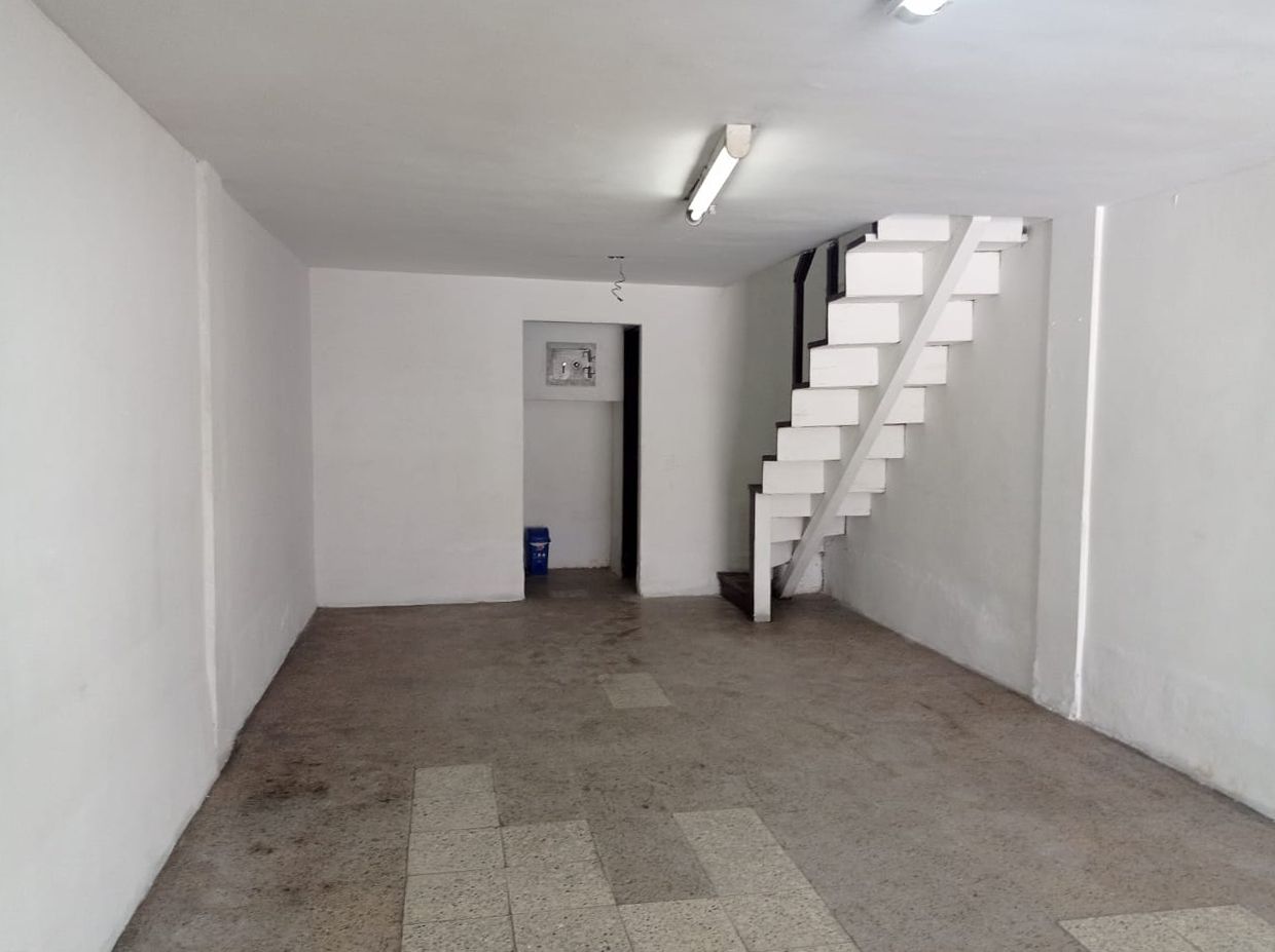 Local en arriendo Antioquia Medellín Colon 130 m2 Habitaciones 0 Baños 2 Garajes 1 Precio $6000000