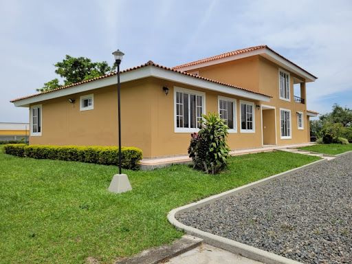 Casa en venta Risaralda Pereira Pereira 400 m2 Habitaciones 7 Baños 5 Garajes 3 Precio $1950000000