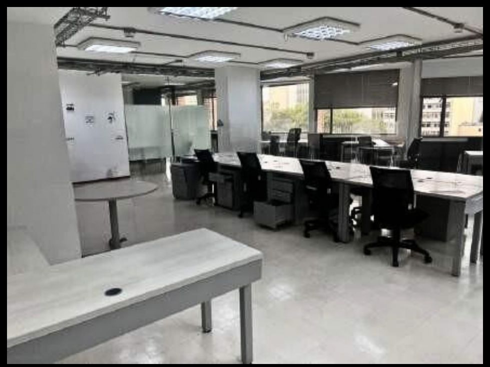 Oficina en arriendo o venta Cundinamarca Bogotá La Alameda 510 m2 Habitaciones 0 Baños 1 Garajes 4 Precio venta $2500000000 Precio arriendo $20100000