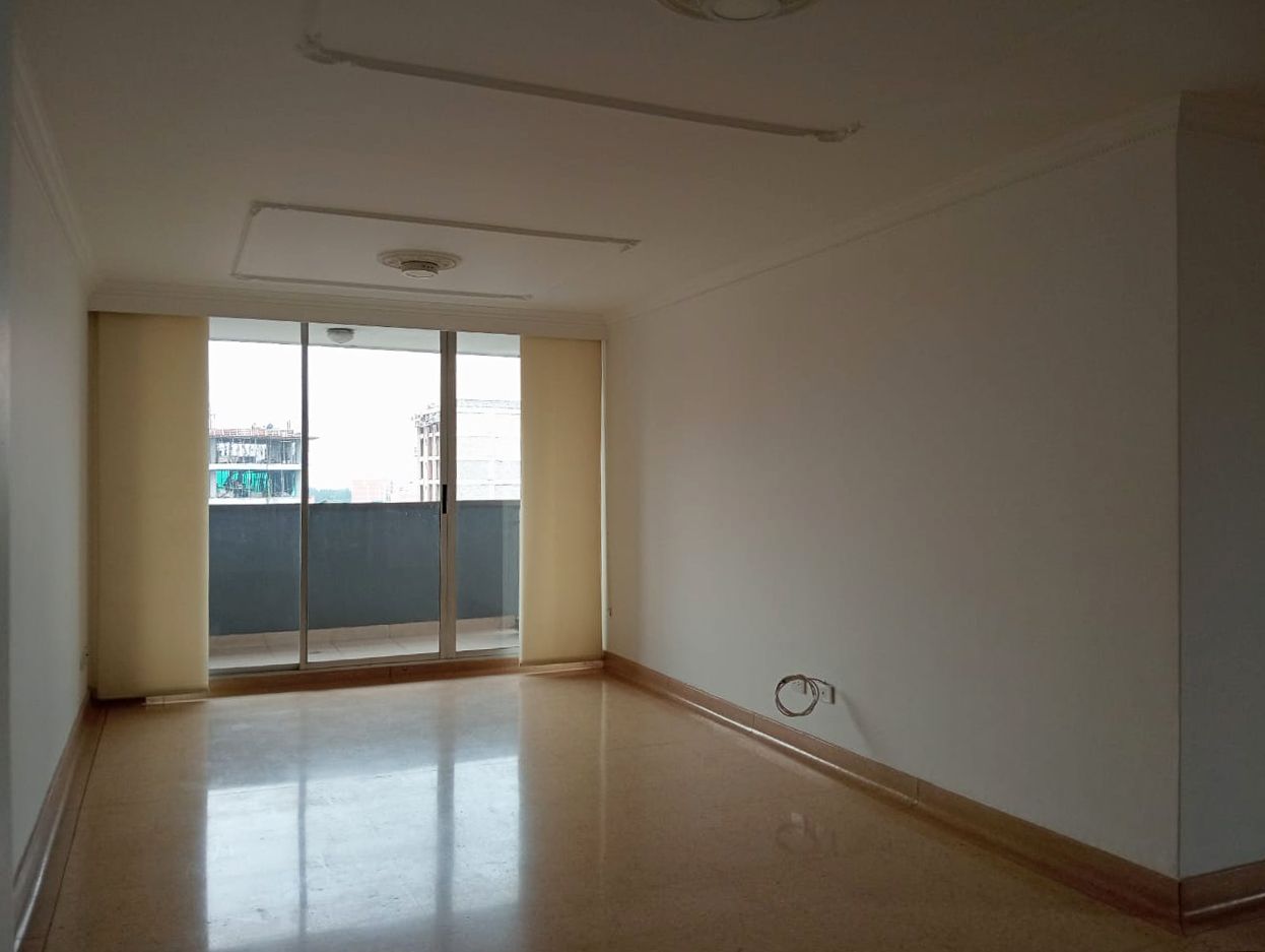 Apartamento en arriendo Antioquia Medellín La Castellana 94 m2 Habitaciones 3 Baños 2 Garajes 2 Precio $3000000