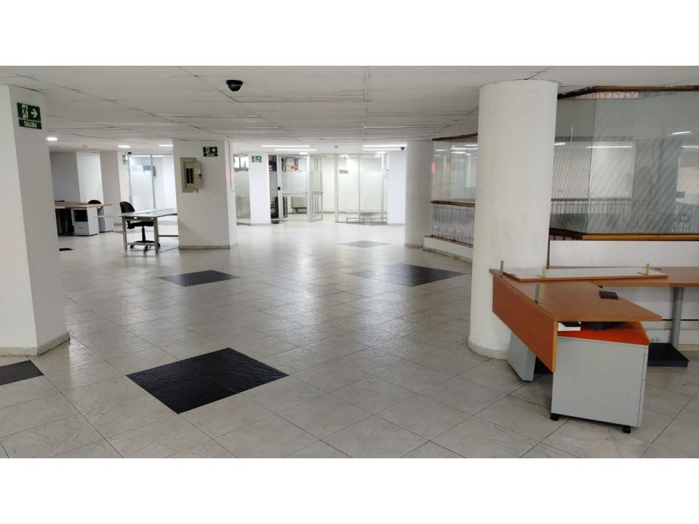 Oficina en arriendo Cundinamarca Bogotá San Felipe 500 m2 Habitaciones 0 Baños 8 Garajes 6 Precio $31500000