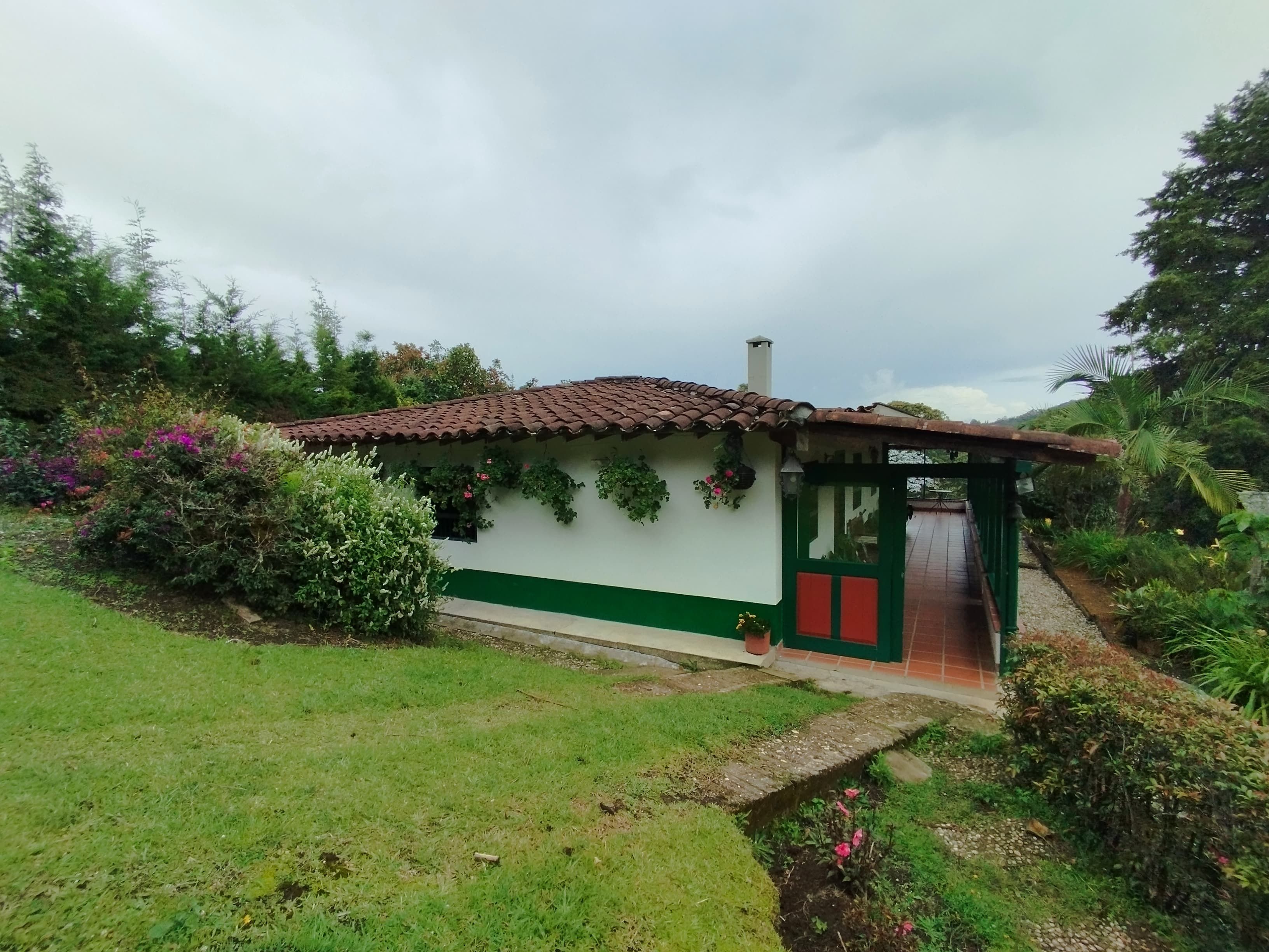 Finca en arriendo Antioquia La Ceja Centro 180 m2 Habitaciones 2 Baños 2 Garajes 1 Precio $5000000
