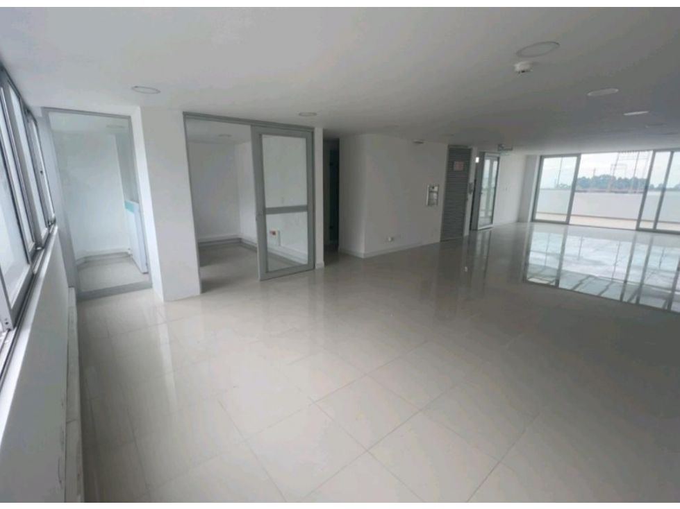 Edificio en arriendo Caldas Manizales Palo Grande 660 m2 Habitaciones 0 Baños 10 Garajes 5 Precio $33000000