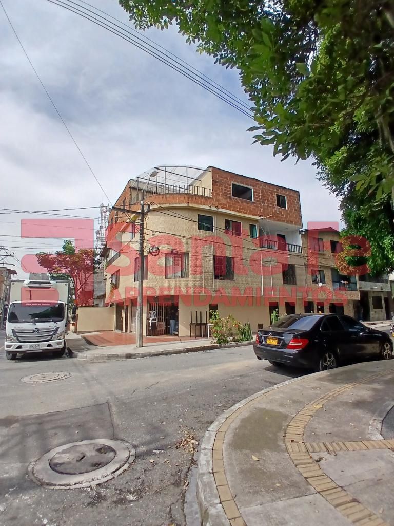 Apartamento en arriendo Antioquia Medellín San Bernardo 65 m2 Habitaciones 3 Baños 2 Garajes 1 Precio $1580000