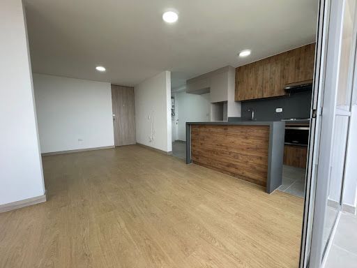 Apartamento en venta Antioquia Envigado El Salado 75 m2 Habitaciones 2 Baños 2 Garajes 1 Precio $490000000