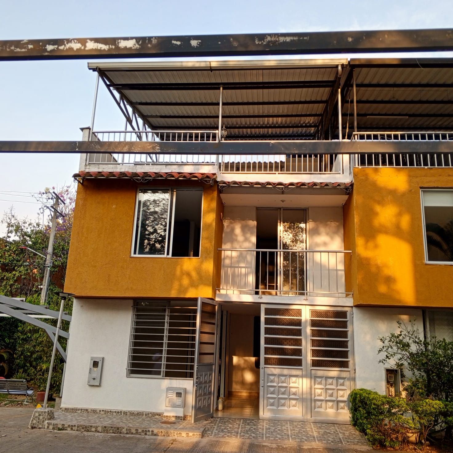 Casa en venta Tolima Ibagué Nuevo Bilbao 128 m2 Habitaciones 4 Baños 8 Garajes 2 Precio $450000000