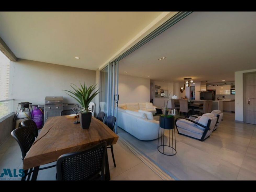 Apartamento en venta Antioquia Envigado El Chinguí 169 m2 Habitaciones 3 Baños 3 Garajes 2 Precio $1450000000