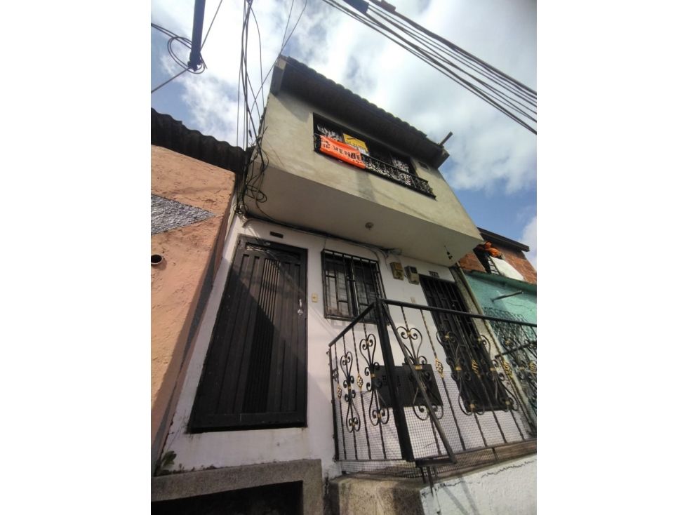 Casa en venta Antioquia Medellín Medellín 139 m2 Habitaciones 3 Baños 0 Garajes 1 Precio $260000000