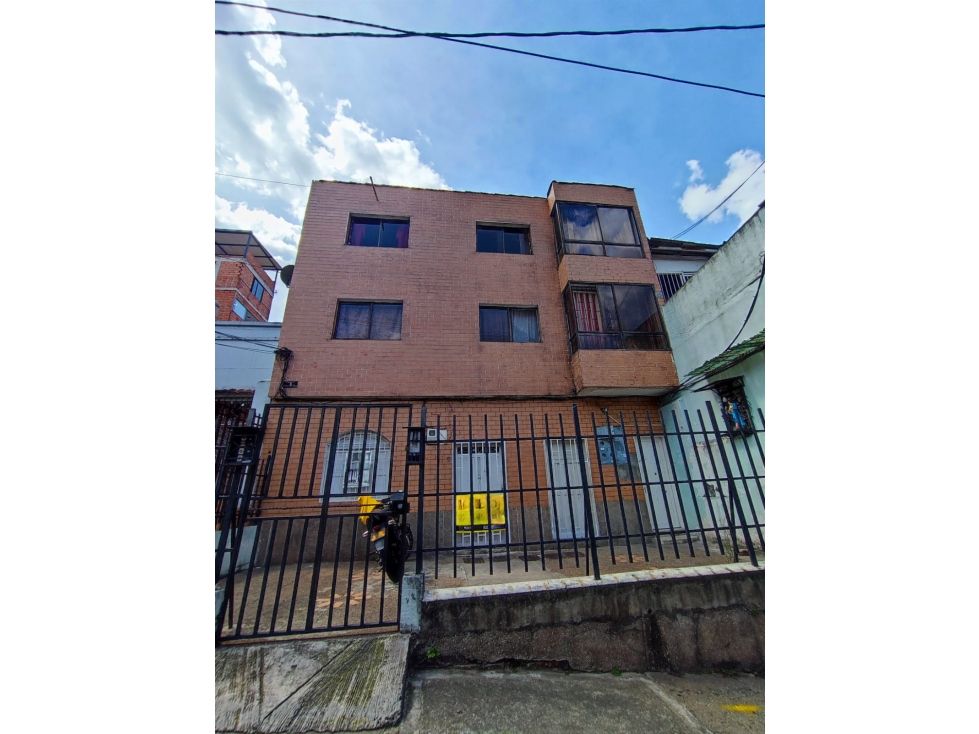 Casa en venta Antioquia Medellín Caicedo 158 m2 Habitaciones 4 Baños 4 Garajes 0 Precio $370000000