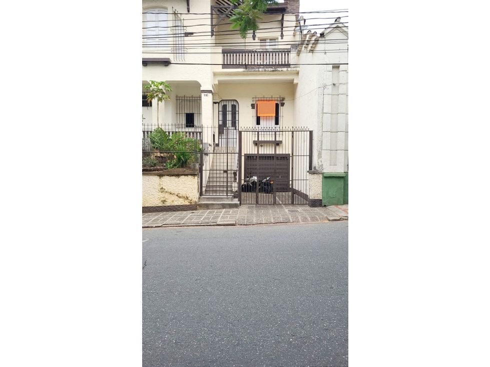 Casa en venta Antioquia Medellín Medellín 624 m2 Habitaciones 8 Baños 6 Garajes 3 Precio $1650000000