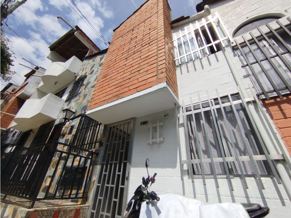 Casa en venta Antioquia Medellín Medellín 78 m2 Habitaciones 4 Baños 2 Garajes 1 Precio $350000000