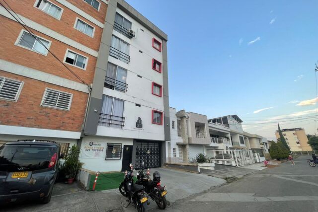 Edificio en venta Valle Del Cauca Cali Urbanización La Flora 1200 m2 Habitaciones 3 Baños 3 Garajes 1 Precio $4200000000