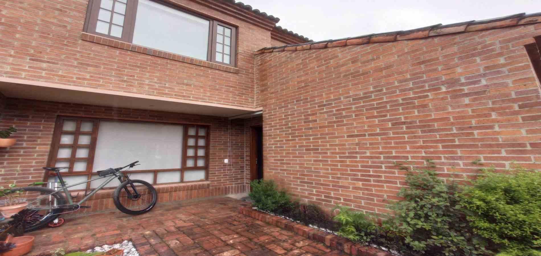 Casa en venta Cundinamarca Chía Cr Santa Maria Del Rio 189 m2 Habitaciones 3 Baños 2 Garajes 2 Precio $680000000