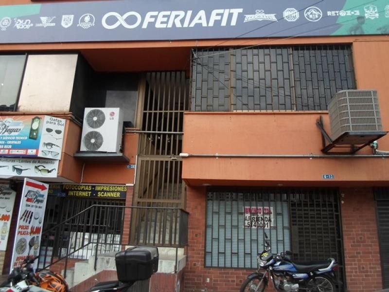 Oficina en arriendo Valle Del Cauca Cali Eucarístico 60 m2 Habitaciones 0 Baños 6 Garajes 1 Precio $3000000