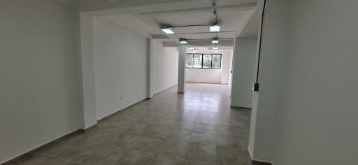 Local en arriendo Risaralda Pereira Popular Modelo 125 m2 Habitaciones 0 Baños 2 Garajes 0 Precio $8925000
