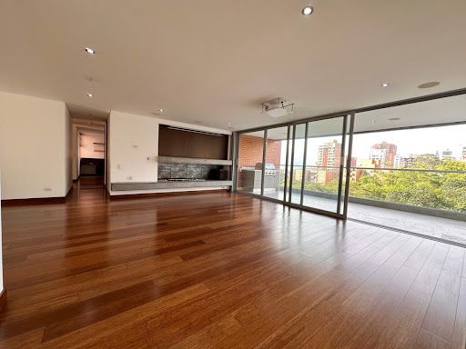 Apartamento en venta Antioquia Envigado Zúñiga 203 m2 Habitaciones 4 Baños 5 Garajes 3 Precio $1750000000