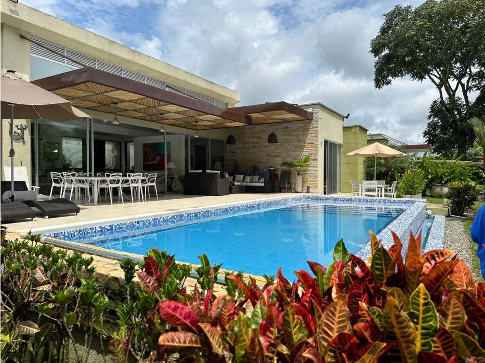 Casa Campestre en venta Quindío Armenia Armenia 251 m2 Habitaciones 3 Baños 4 Garajes 3 Precio $1350000000