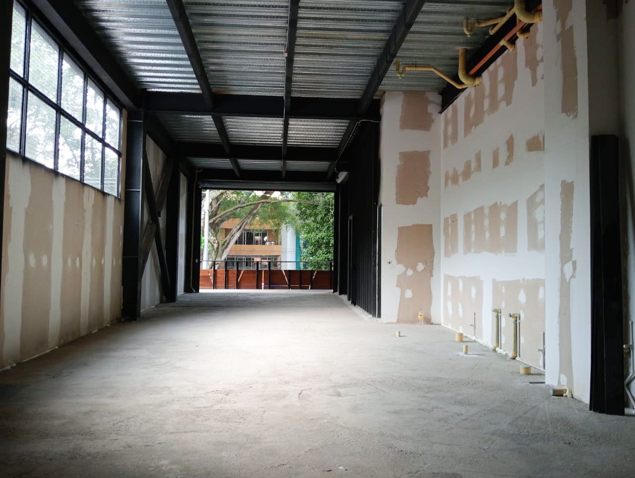 Local en arriendo Antioquia Medellín Laureles 135 m2 Habitaciones 0 Baños 10 Garajes 1 Precio $15000000