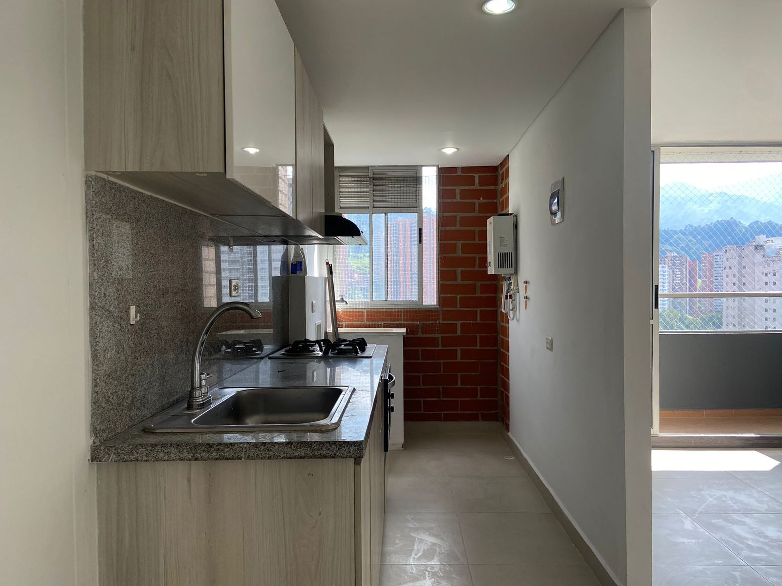 Apartamento en arriendo Antioquia Sabaneta Betania 76 m2 Habitaciones 3 Baños 2 Garajes 2 Precio $2850000